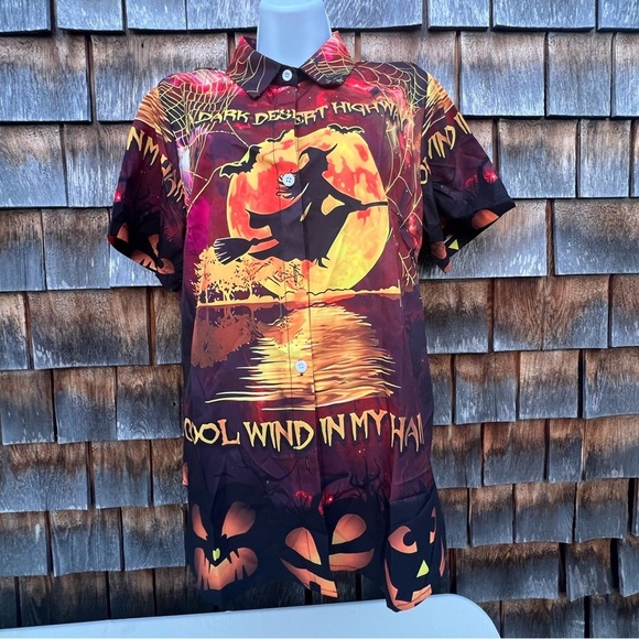 Hocus Pocus Sanderson Sisters Bleached Halloween T-Shirt – Size M NWOT - Picture 2 of 6